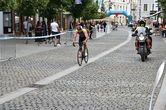 为姆巴佩创 为姆巴佩创